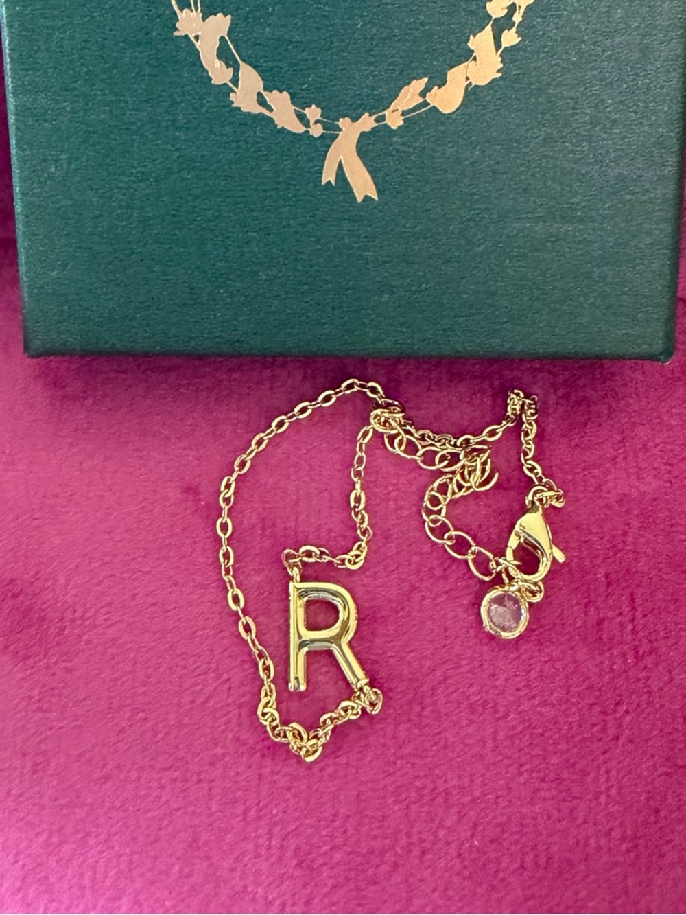 Gold Initial 'R' Chain Bracelet - Personalized Women's Jewelry